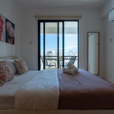Polyn 1- Bedroom Apartment In Larnaca Ngoại thất bức ảnh