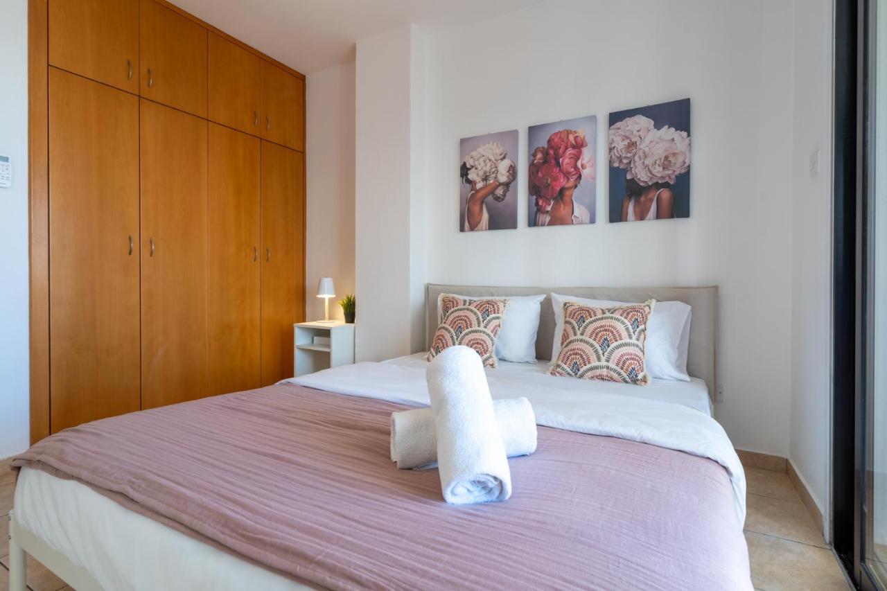 Polyn 1- Bedroom Apartment In Larnaca Ngoại thất bức ảnh