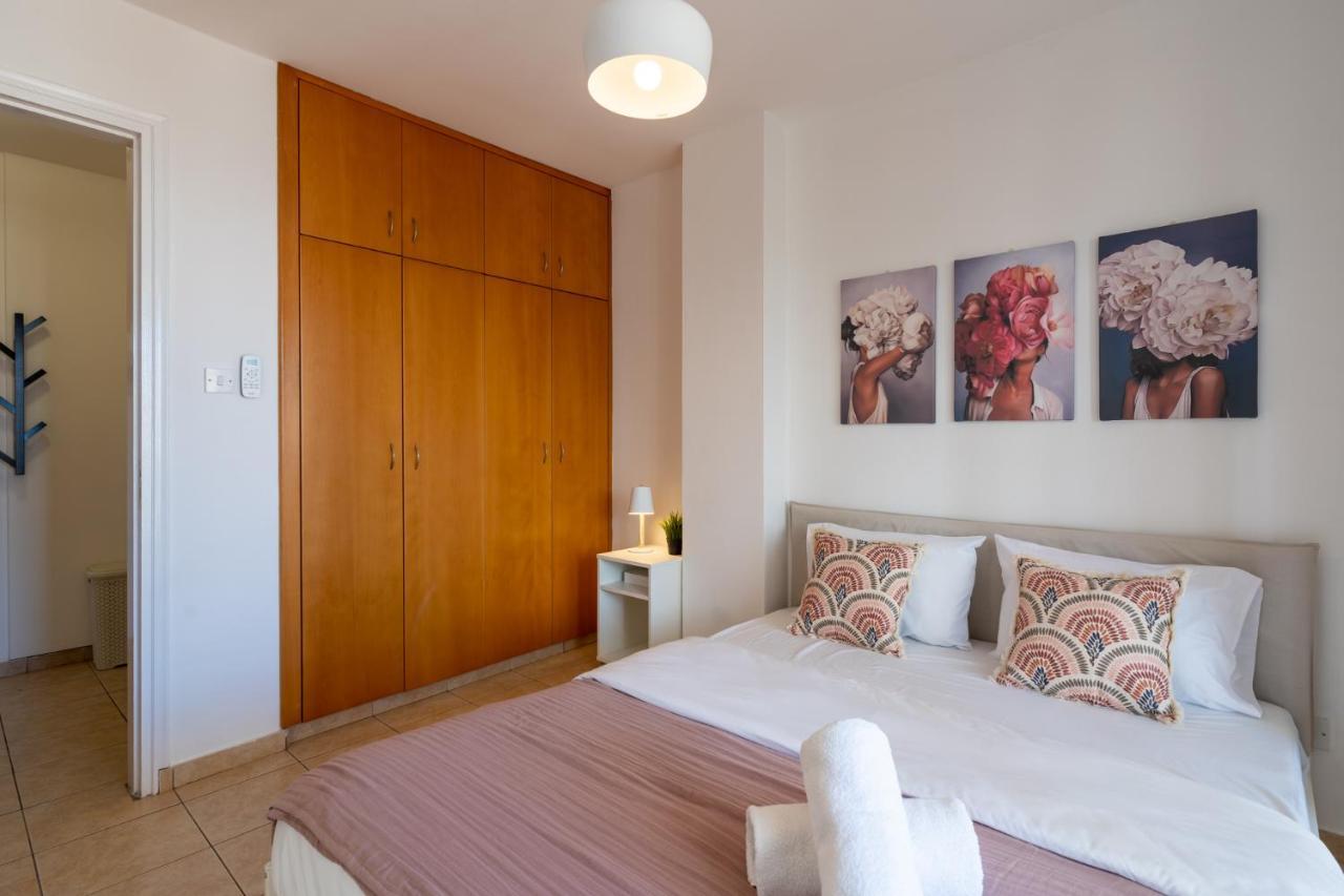 Polyn 1- Bedroom Apartment In Larnaca Ngoại thất bức ảnh